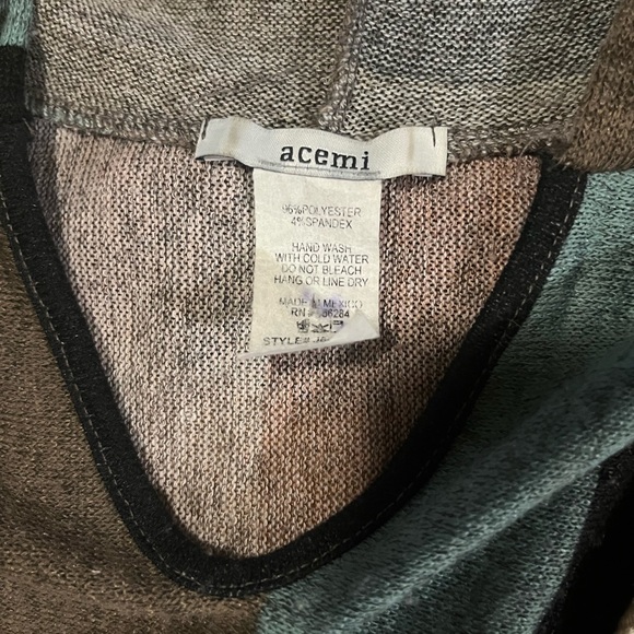 Acemi Pullover Hoodie - Picture 3 of 3